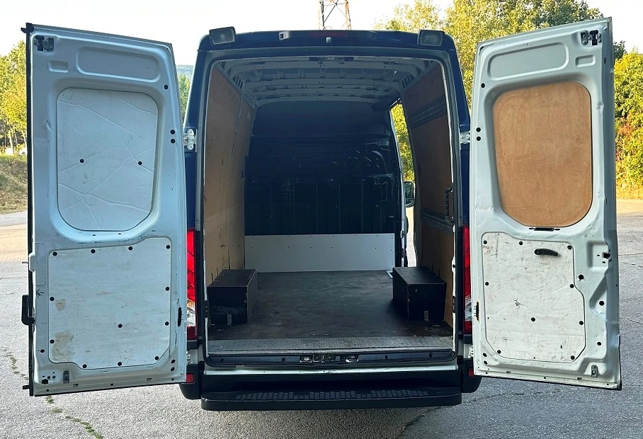 Iveco Daily 35S15* КЛИМА* 6ск* CР.БАЗА - изображение 7
