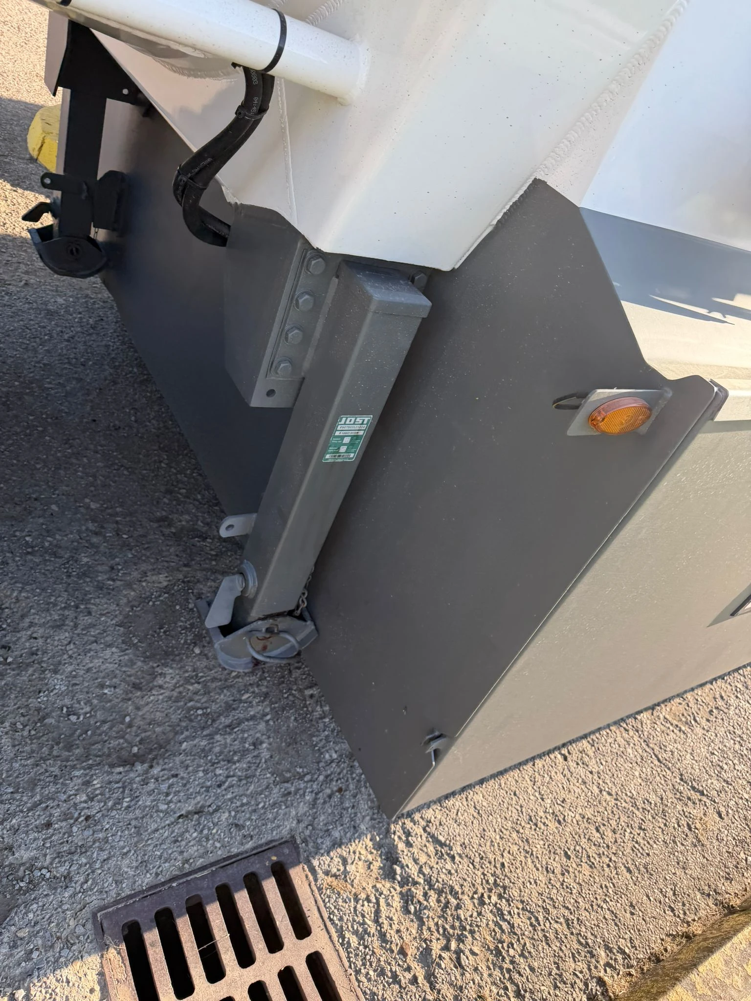 Полуремарке Schwarzmuller, снимка 9 - Ремаркета - 54338681