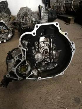 Ръчна скоростна кутия Nissan Primera / Нисан Примера 1997 2.0 TD , снимка 1