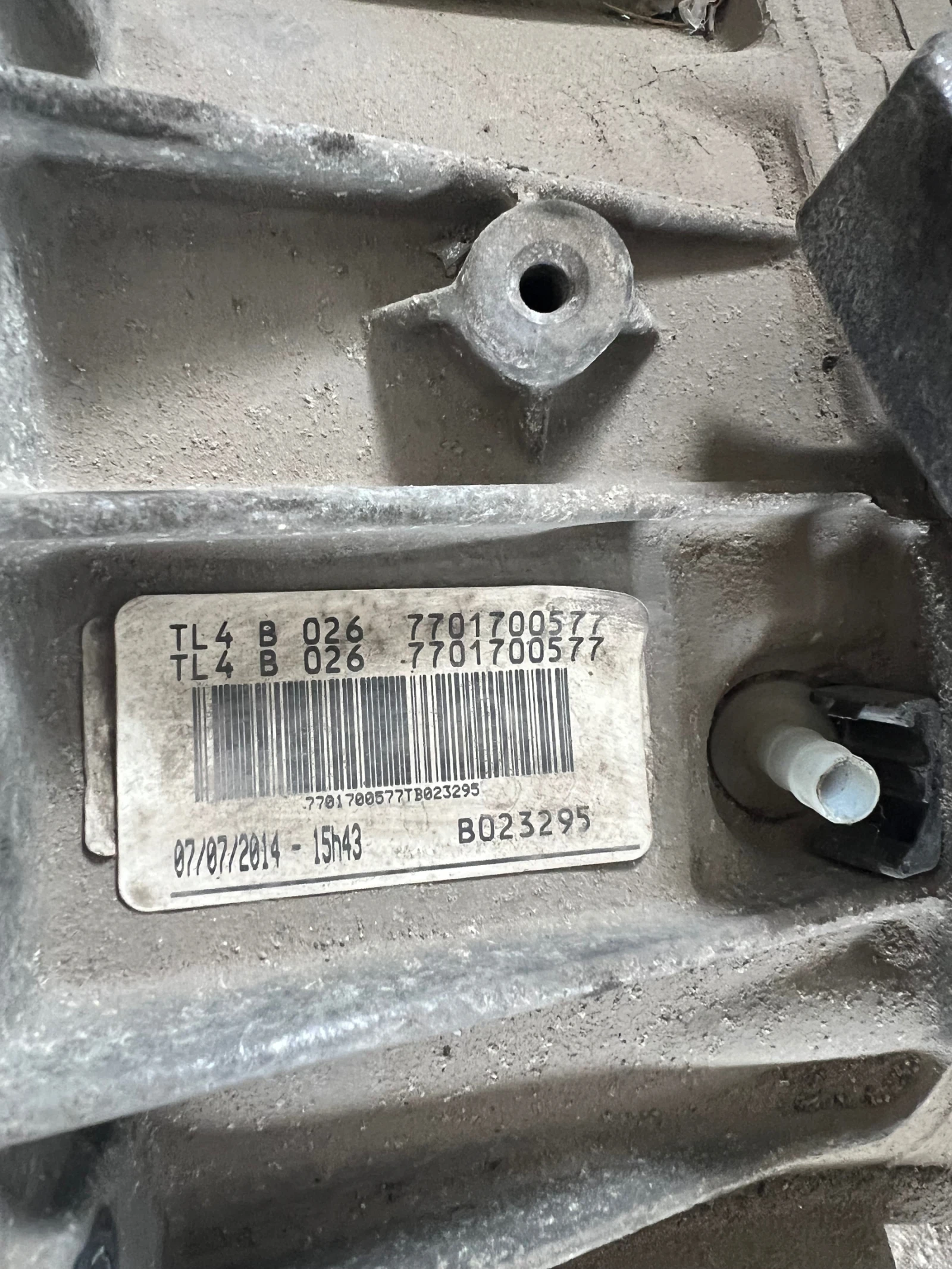 TL4 B 026 7701700577 ����� 6 �������� ��������� ����� RENAULT FLUENCE  1.5DCI TL4B026  | Mobile.bg � ����������� 2