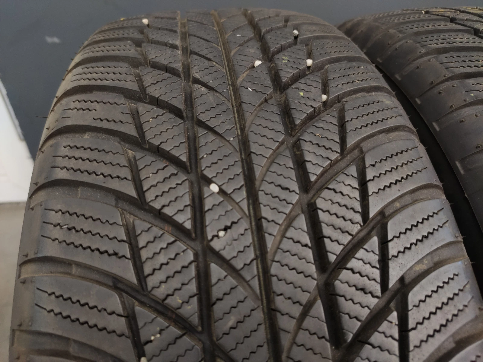  205/60R17 | Mobile.bg   1