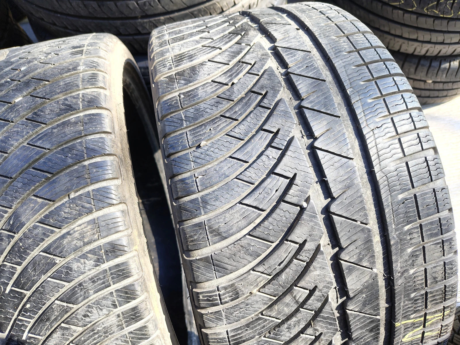 Гуми Зимни 275/30R20, снимка 3 - Гуми и джанти - 55841687