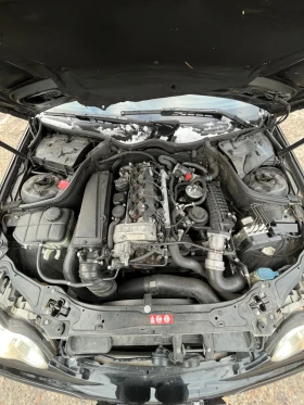 Mercedes-Benz C 200, снимка 13