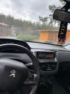 Peugeot 208, снимка 10