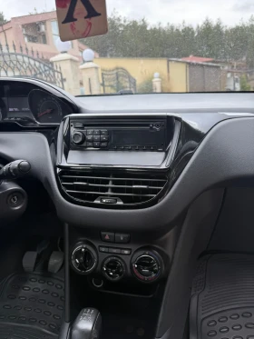 Peugeot 208, снимка 9