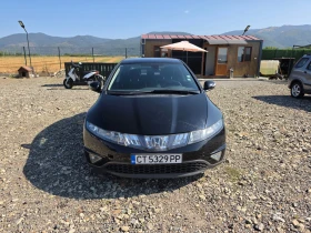 Honda Civic 1.8i Navigation Automatic , снимка 16