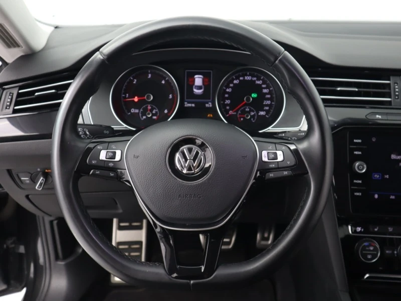 VW Arteon 2.0 TDI, снимка 14 - Автомобили и джипове - 46548016