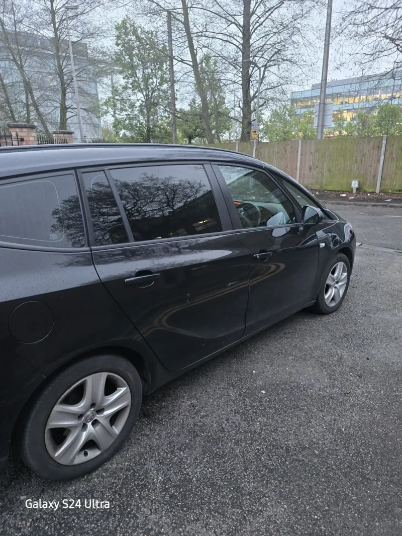 Opel Zafira Tourer, снимка 4 - Автомобили и джипове - 48474836