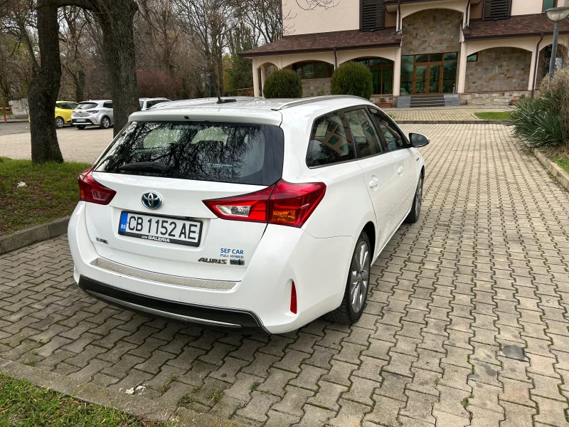 Toyota Auris 1, 8, снимка 3 - Автомобили и джипове - 48536539