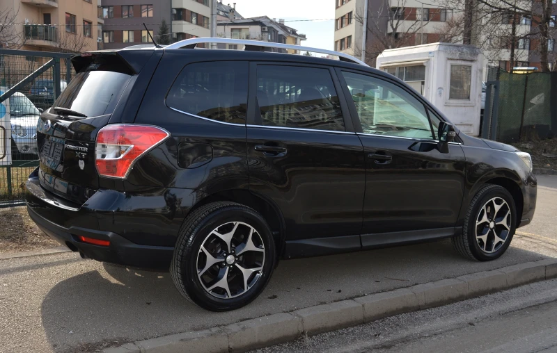 Subaru Forester 2.0XT - AWD FULL ШВЕЙЦАРИЯ, снимка 4 - Автомобили и джипове - 49128208