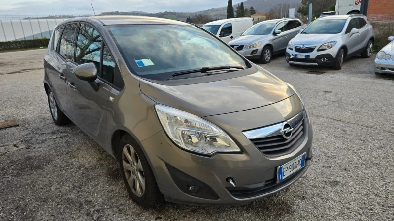 Opel Meriva 1.4i-ВЪРТИ НЕ ПАЛИ!, снимка 3 - Автомобили и джипове - 49265286