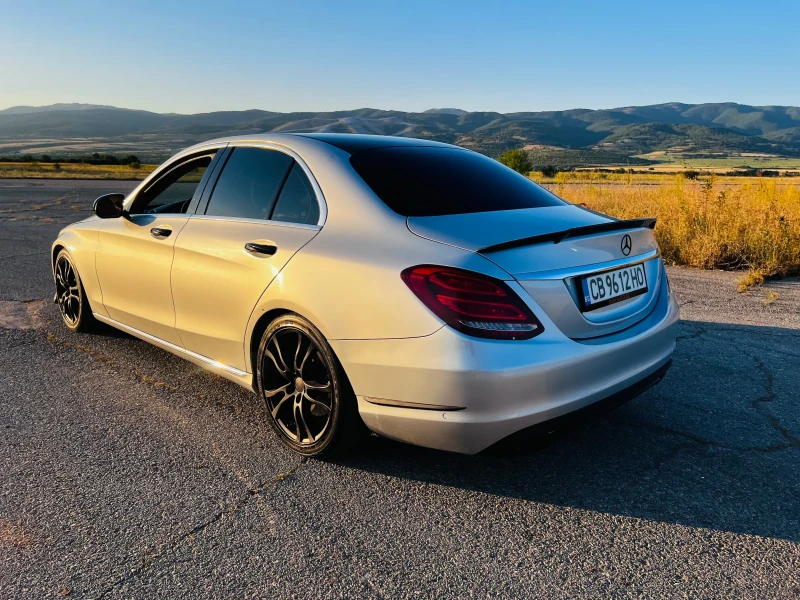 Mercedes-Benz C 300, снимка 7 - Автомобили и джипове - 52826402
