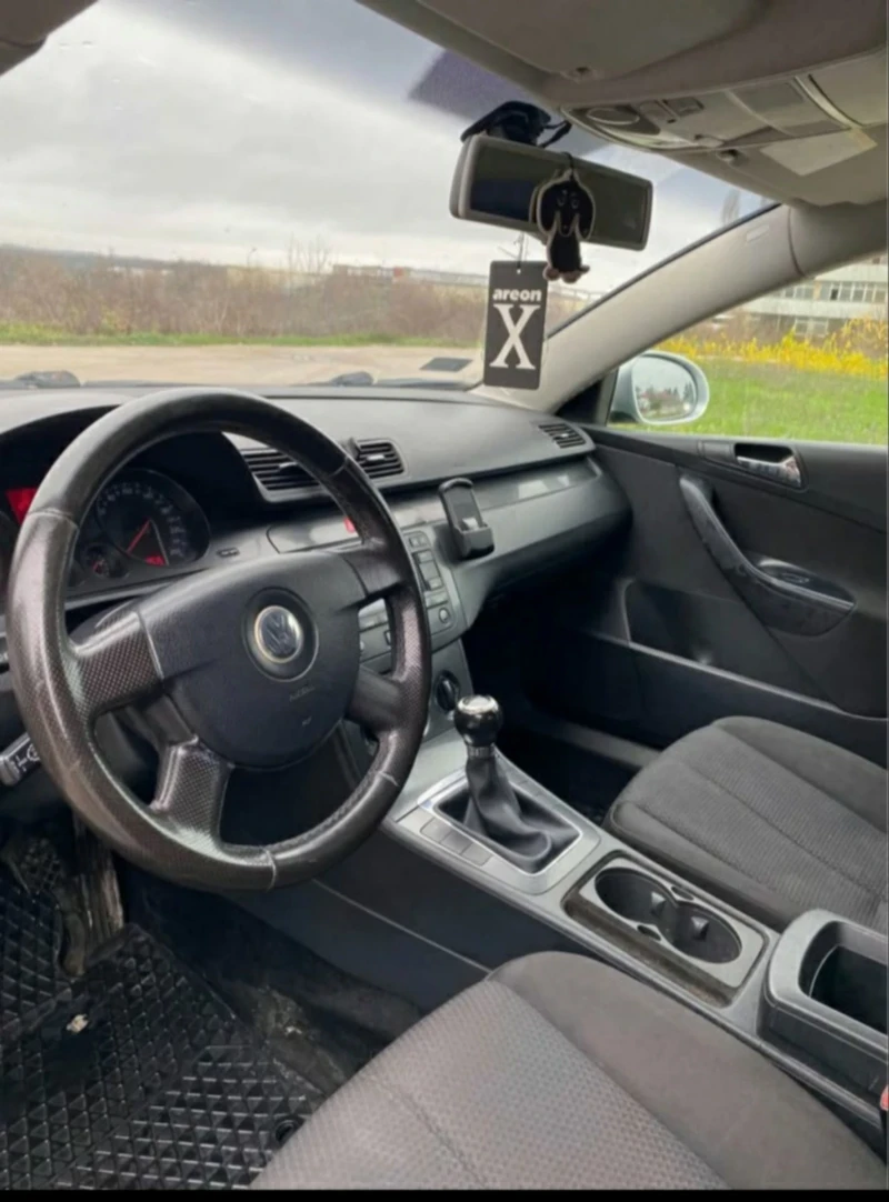 VW Passat, снимка 6 - Автомобили и джипове - 52728801