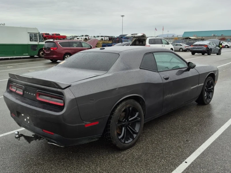 Dodge Challenger * SXT PLUS * CARFAX * БЕЗ ПЪРВОНАЧАЛНА ВНОСКА, снимка 3 - Автомобили и джипове - 53035830