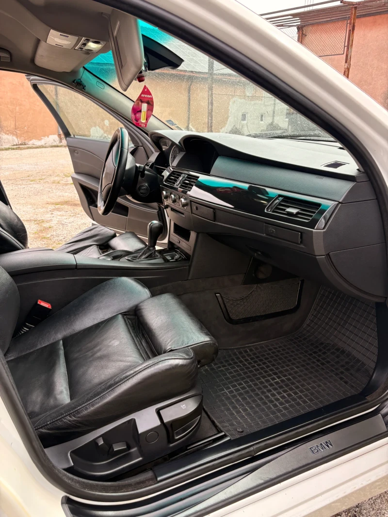 BMW 530 XI, снимка 7 - Автомобили и джипове - 53436584