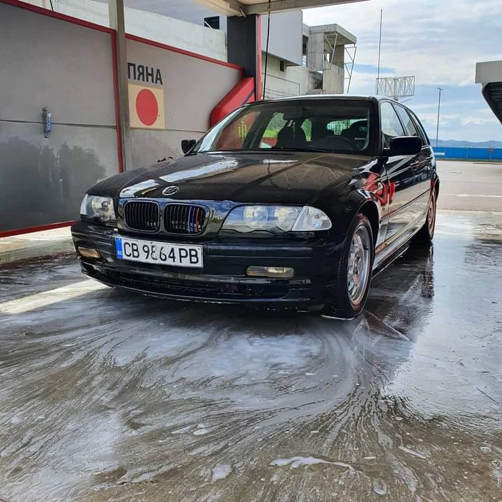 BMW 320 На Части, снимка 1 - Автомобили и джипове - 46618211