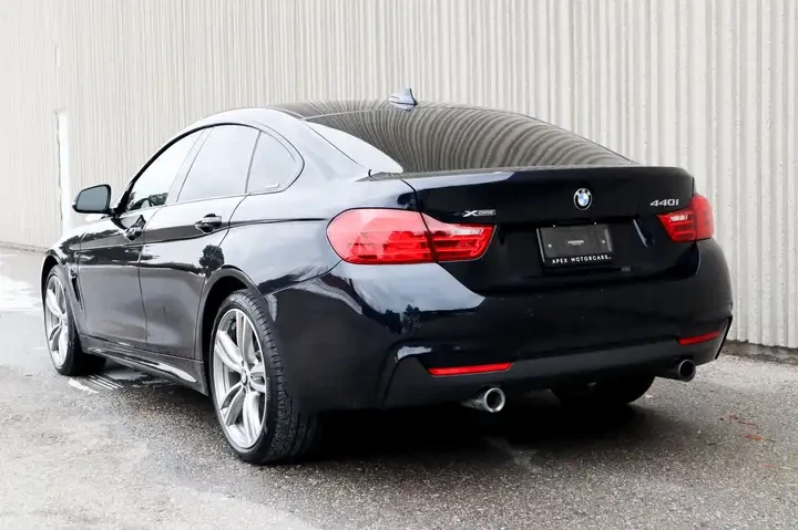 BMW 440 i xDrive/GranCoupe/M Sport Pckg/HUD/LOADED/H&K, снимка 4 - Автомобили и джипове - 55101899
