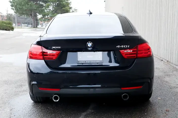BMW 440 i xDrive/GranCoupe/M Sport Pckg/HUD/LOADED/H&K, снимка 6 - Автомобили и джипове - 55101899
