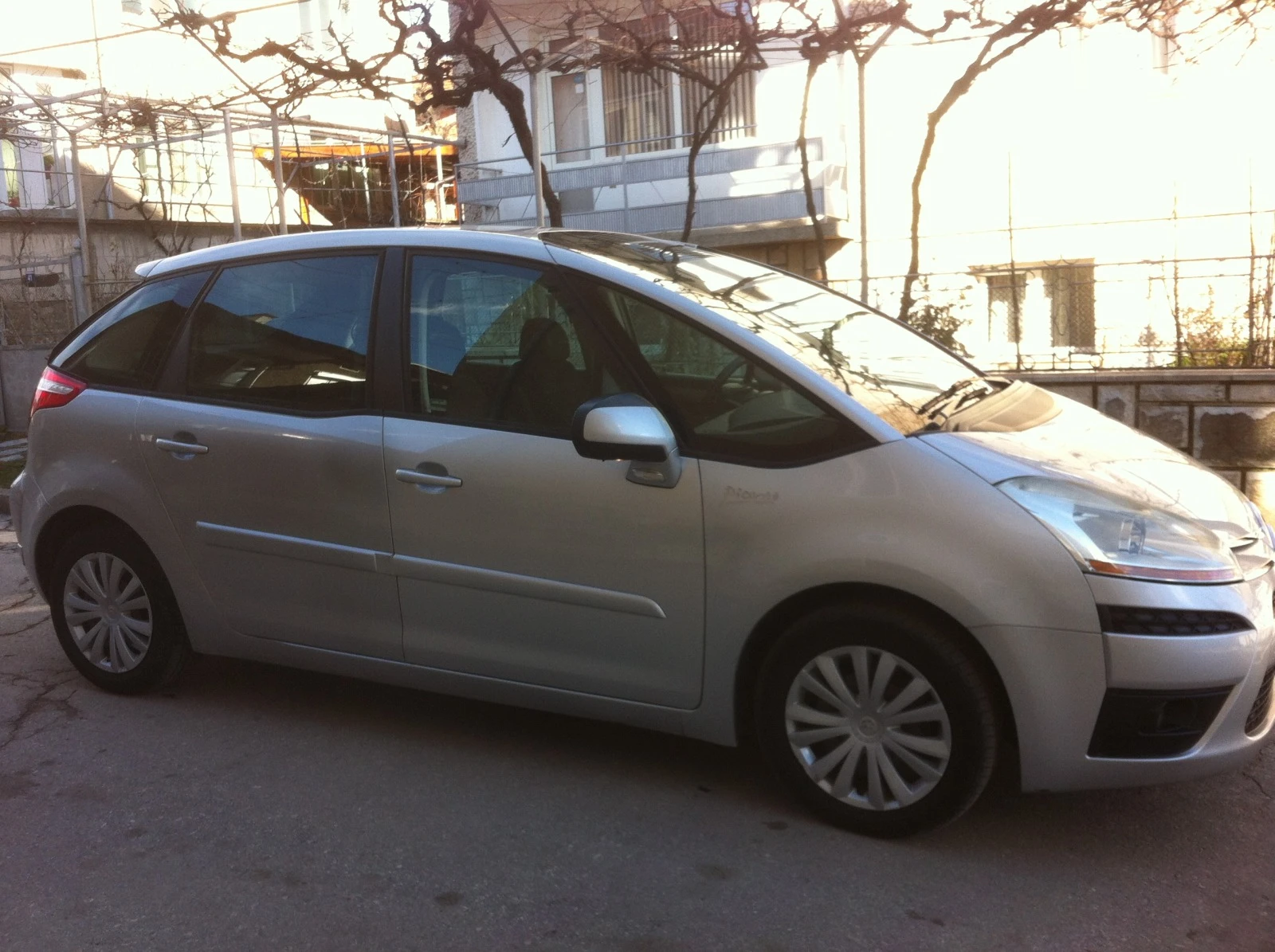 Citroen C4 Picasso 1.6 i.Benzin/Gas  - изображение 2