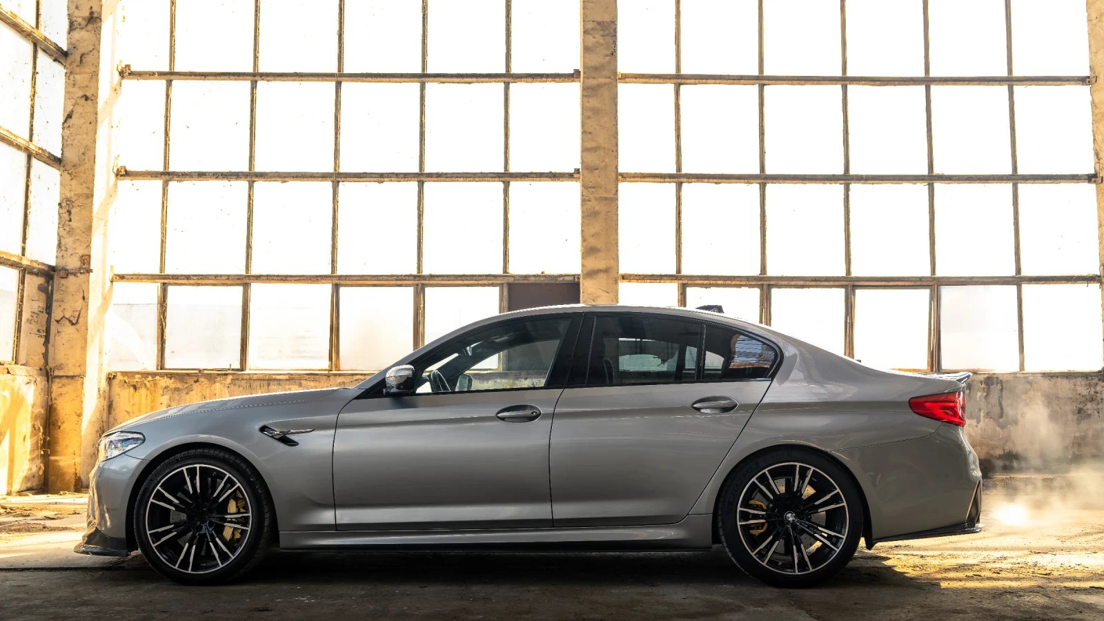 BMW M5 F90 - изображение 9