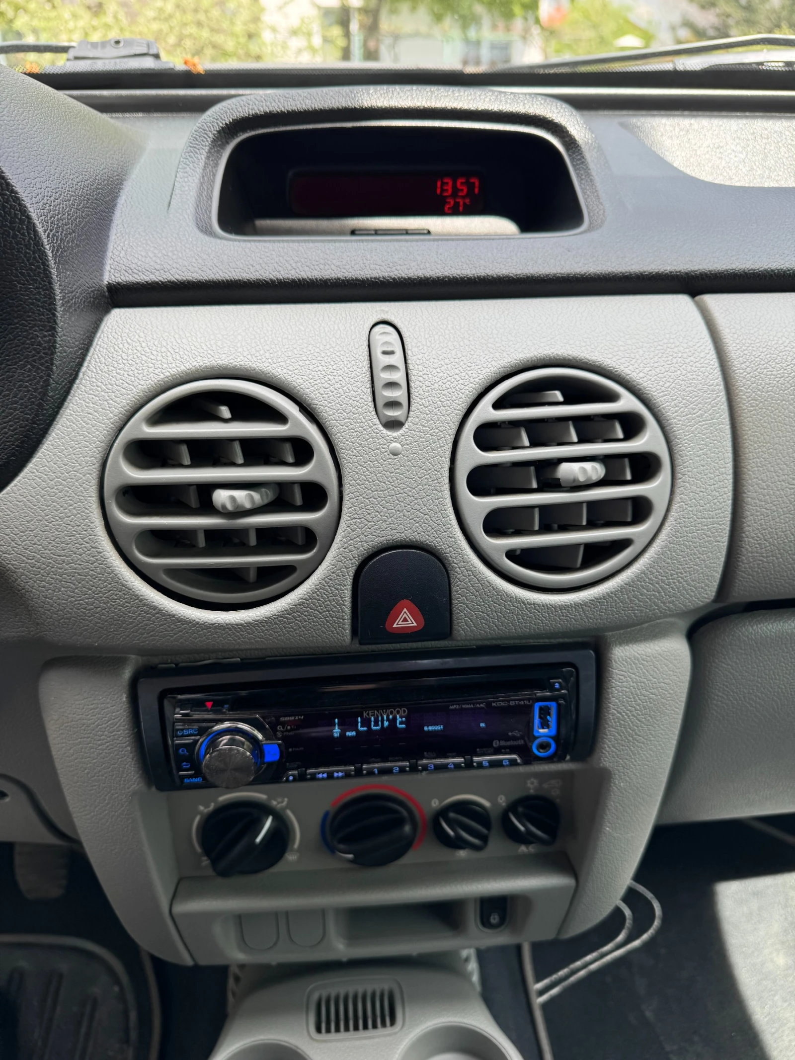 Renault Kangoo 1.6 16v - изображение 10