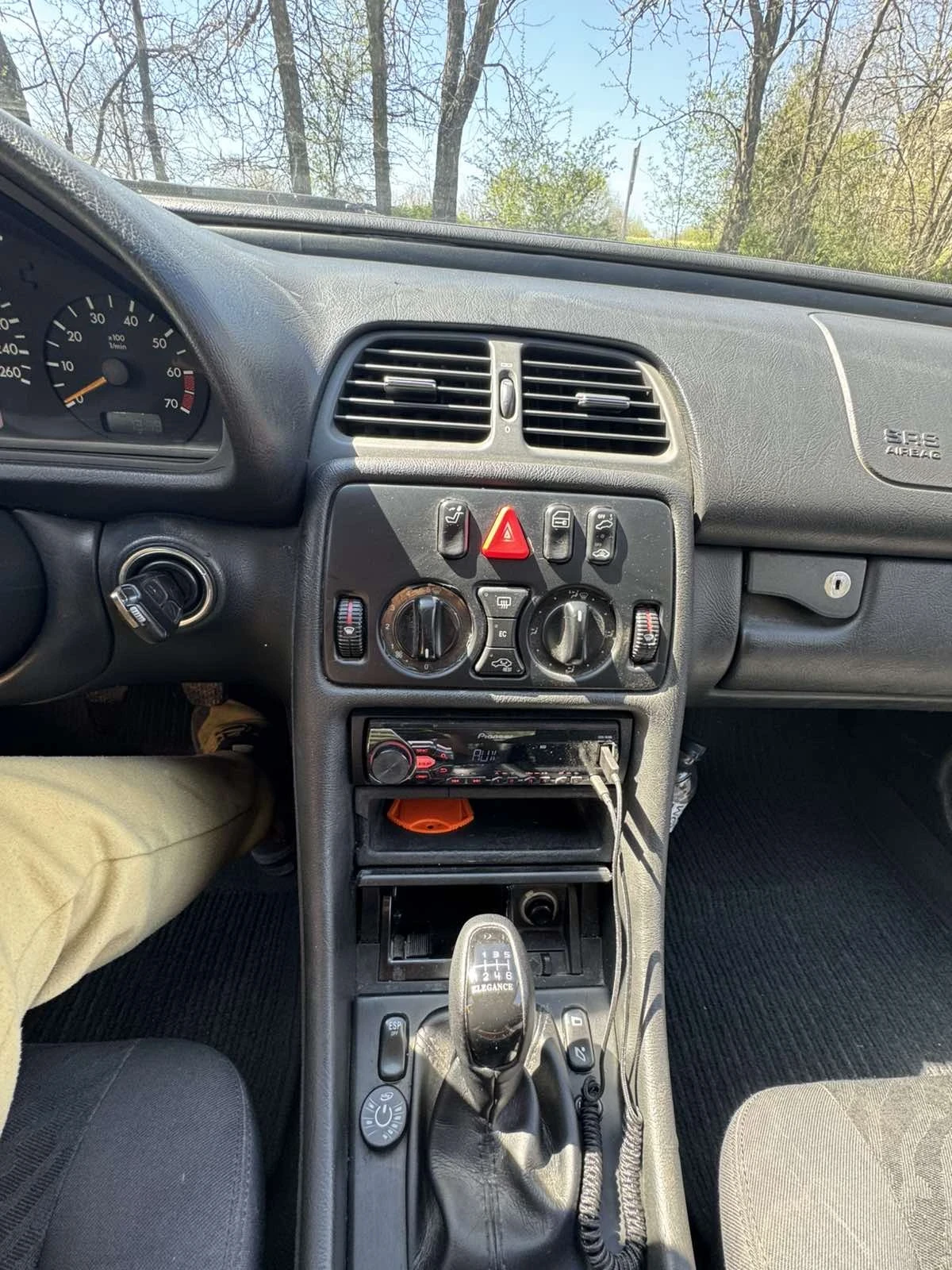 Mercedes-Benz CLK  - изображение 8