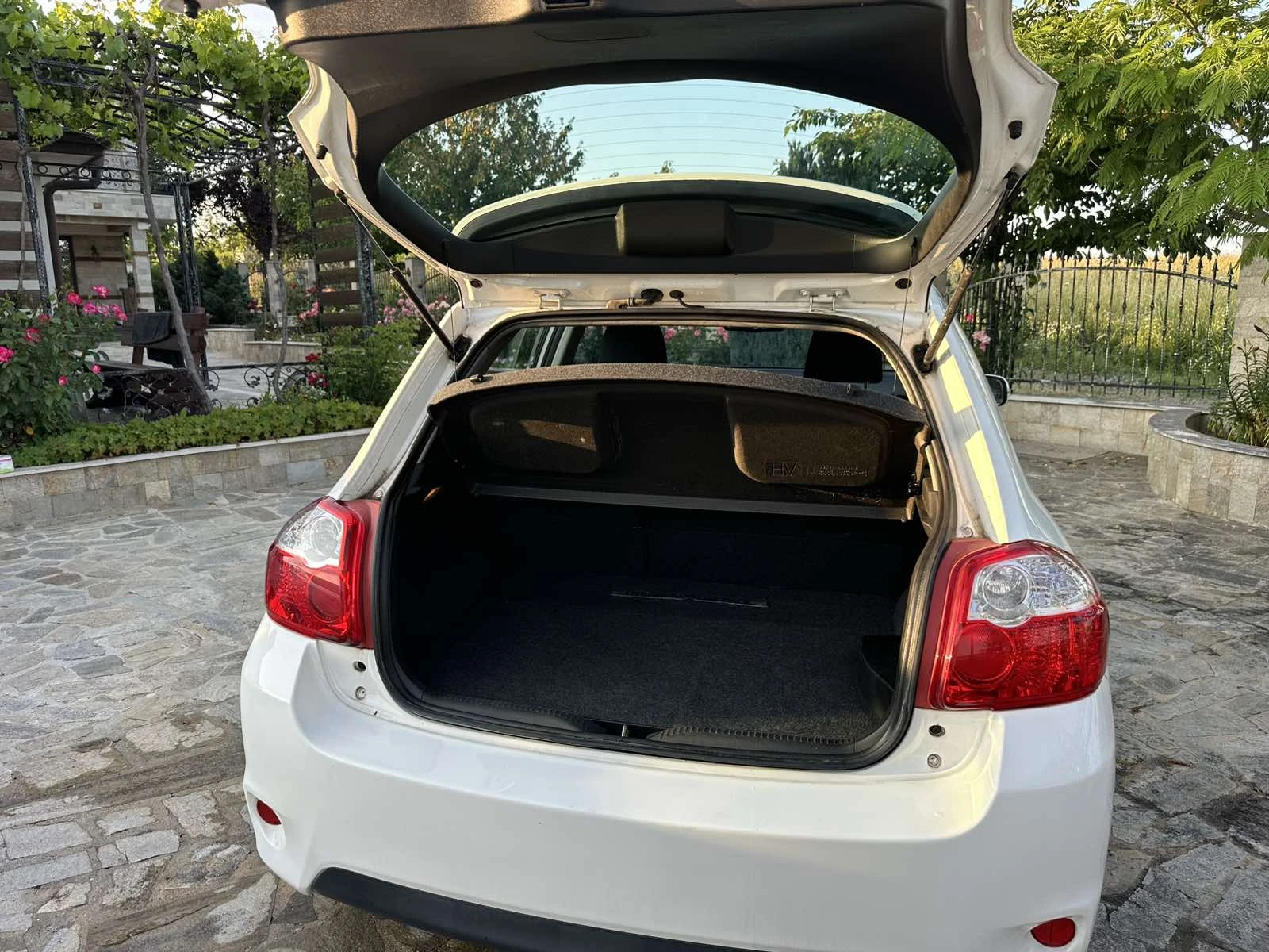 Toyota Auris | Mobile.bg   11