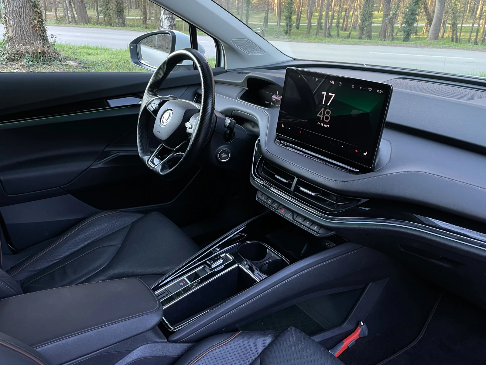 Skoda Enyaq iV 80 КАТО НОВА! - изображение 8