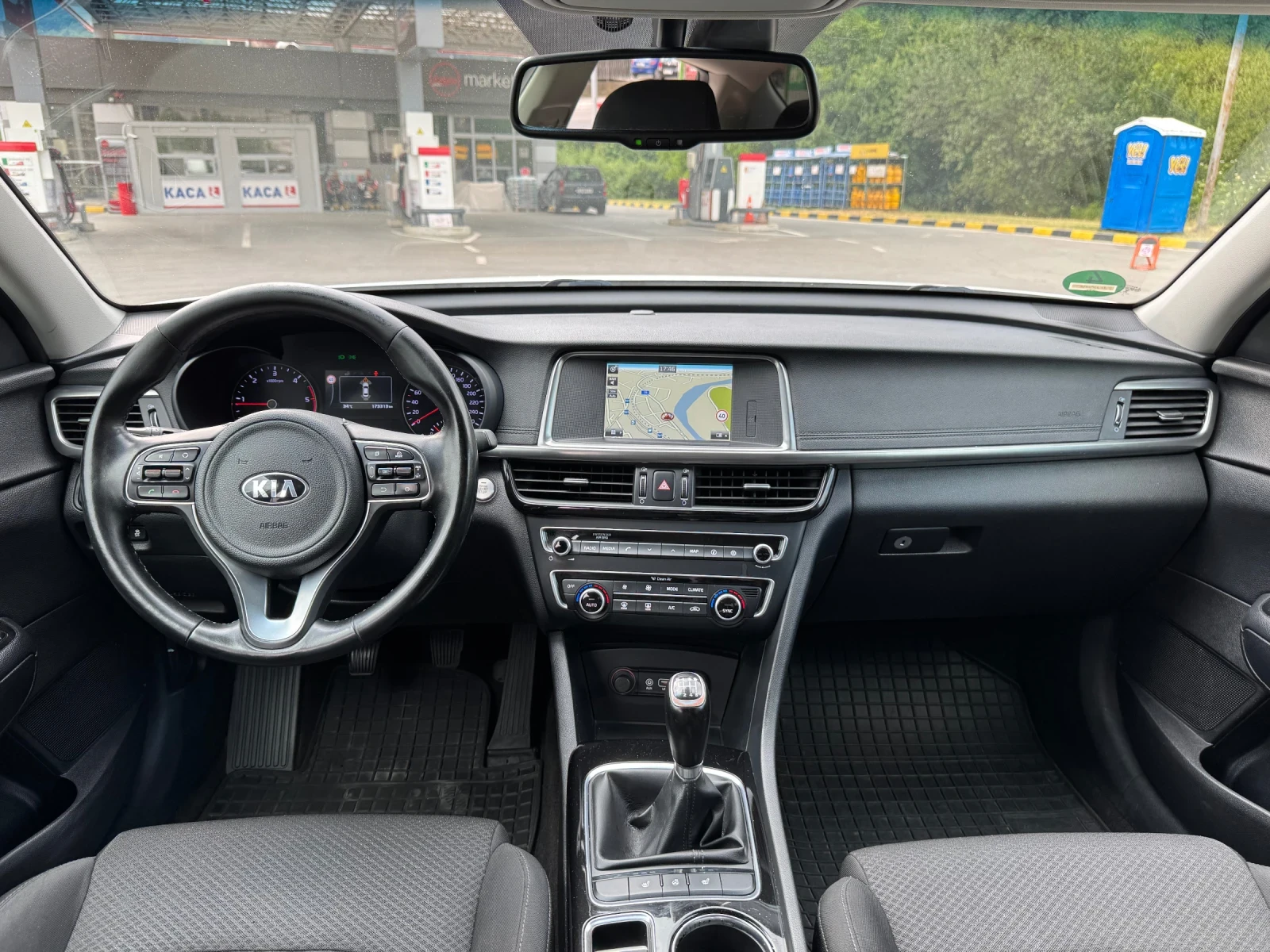 Kia Optima 1.7CRDi Навигация* Камера* Ксенон | Mobile.bg — изображение 12