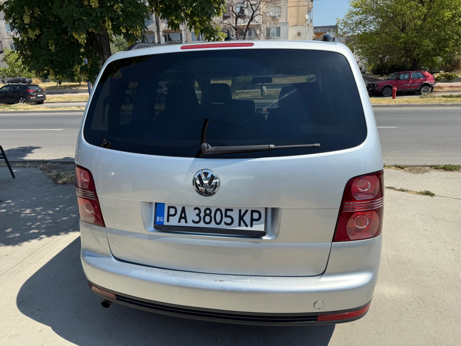 VW Touran 2.0i/METAH/6+ 1 - изображение 8