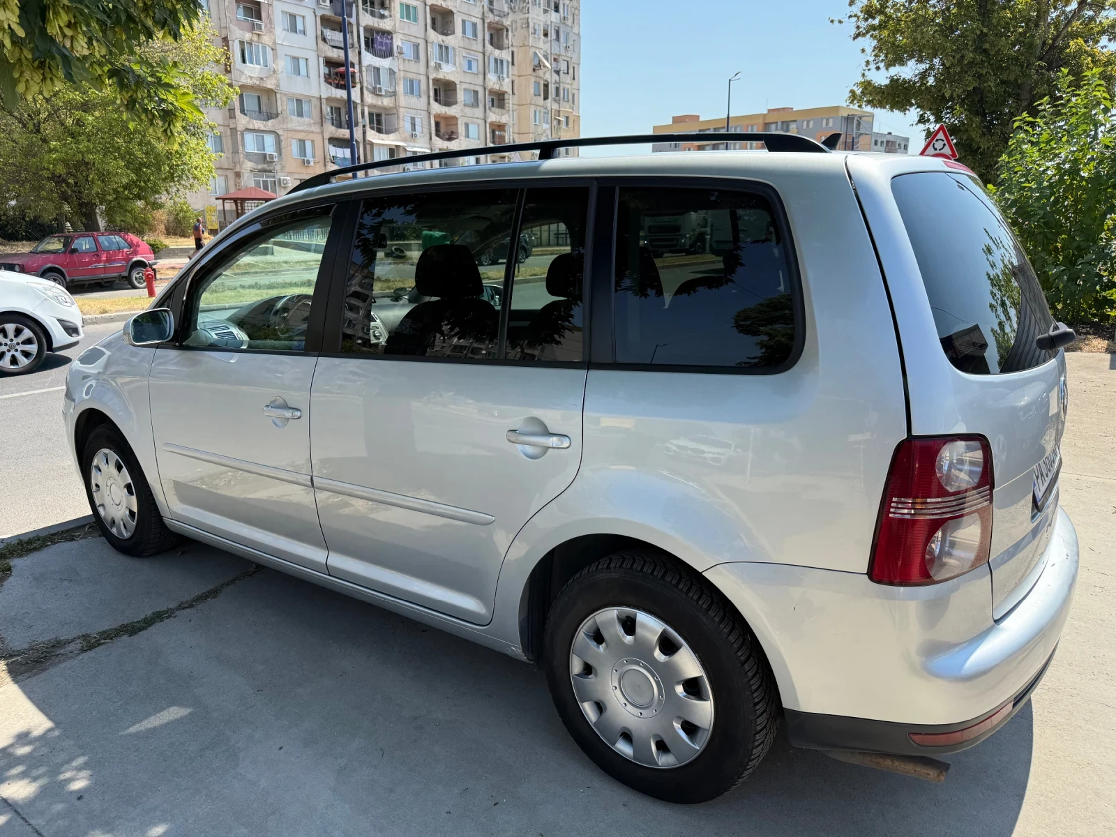 VW Touran 2.0i/METAH/6+ 1 - изображение 7