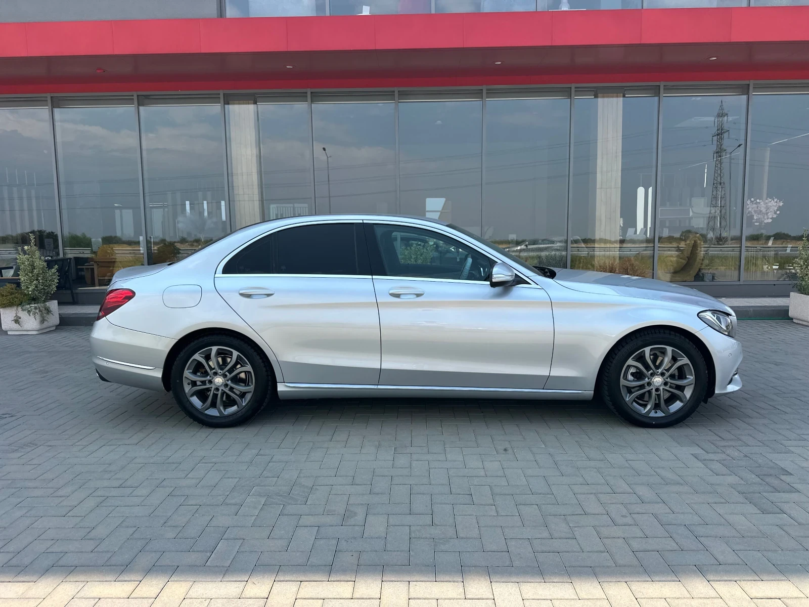 Mercedes-Benz C 220  - изображение 6