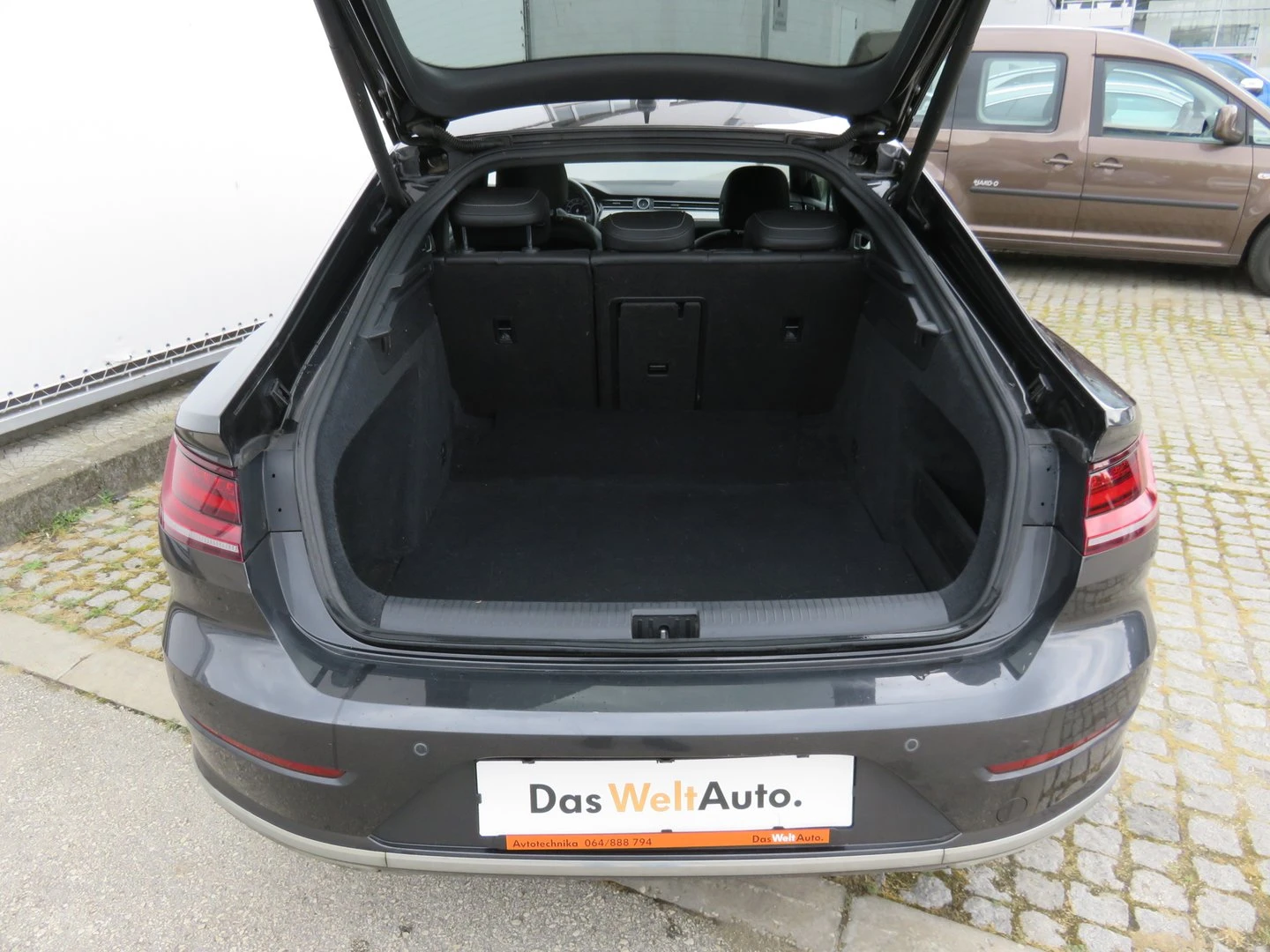 VW Arteon R-Line 2.0 TDI SCR DSG 4MOTION - изображение 7