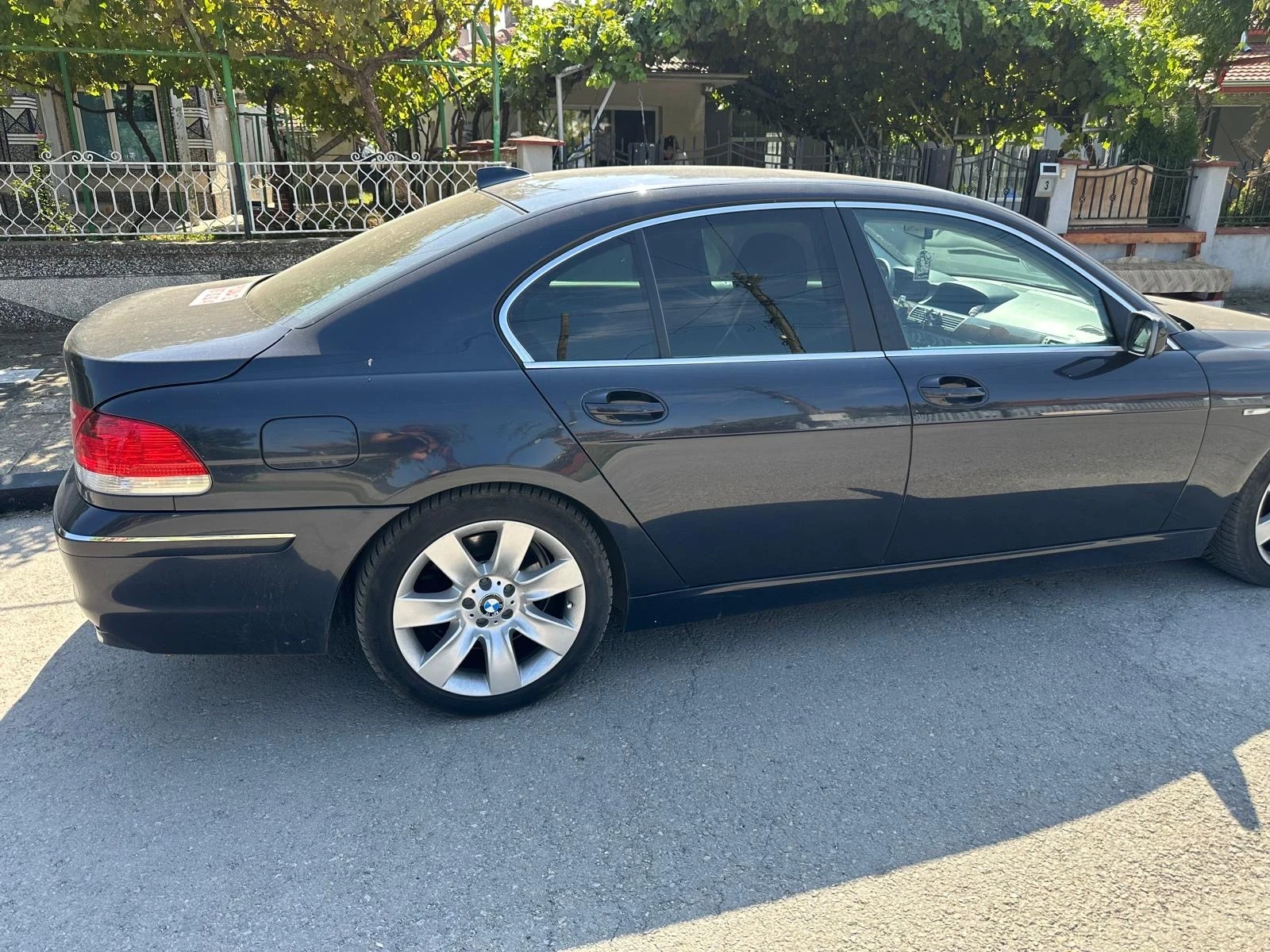 BMW 730  - изображение 2