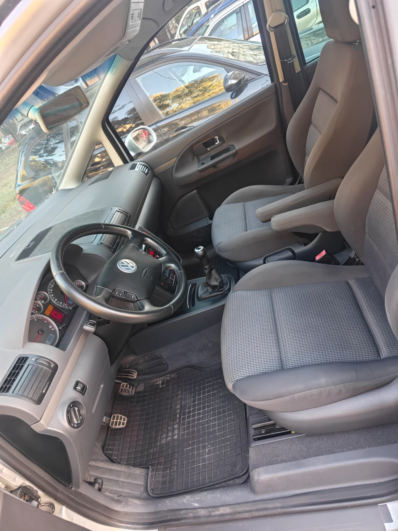 VW Sharan  - изображение 8