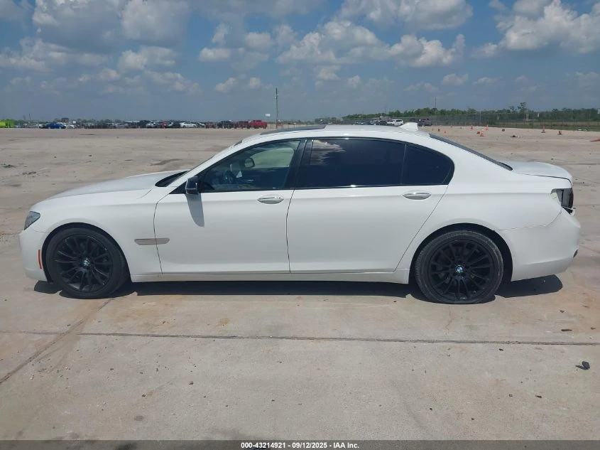 BMW 740 LONG/XDRIVE/КЛИП НА МОТОРА - изображение 5