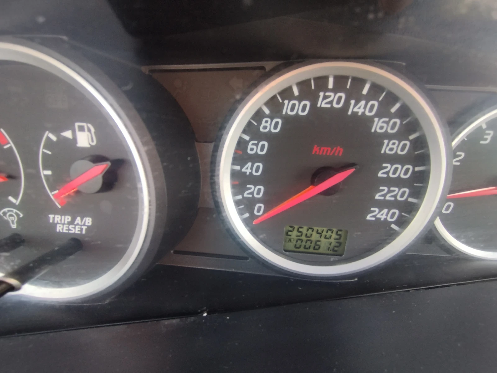 Nissan Primera, снимка 8 - Автомобили и джипове - 53171158