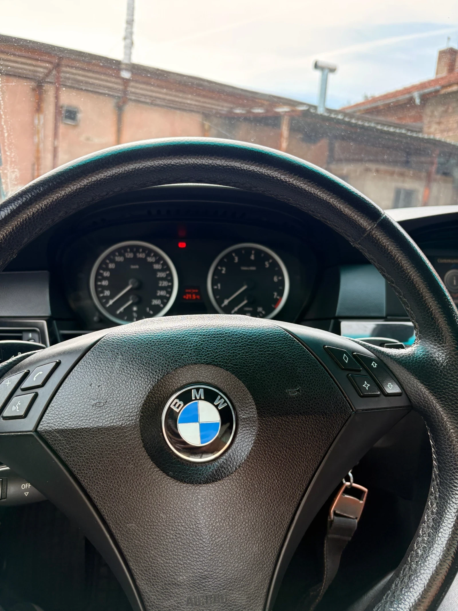 BMW 530 XI | Mobile.bg � ����������� 4