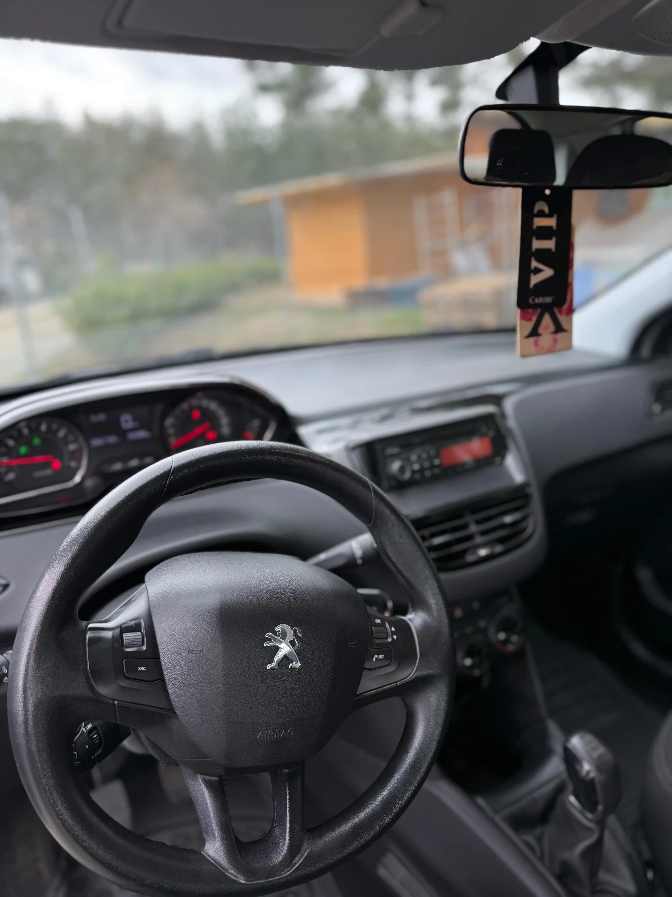 Peugeot 208, снимка 11 - Автомобили и джипове - 53934320