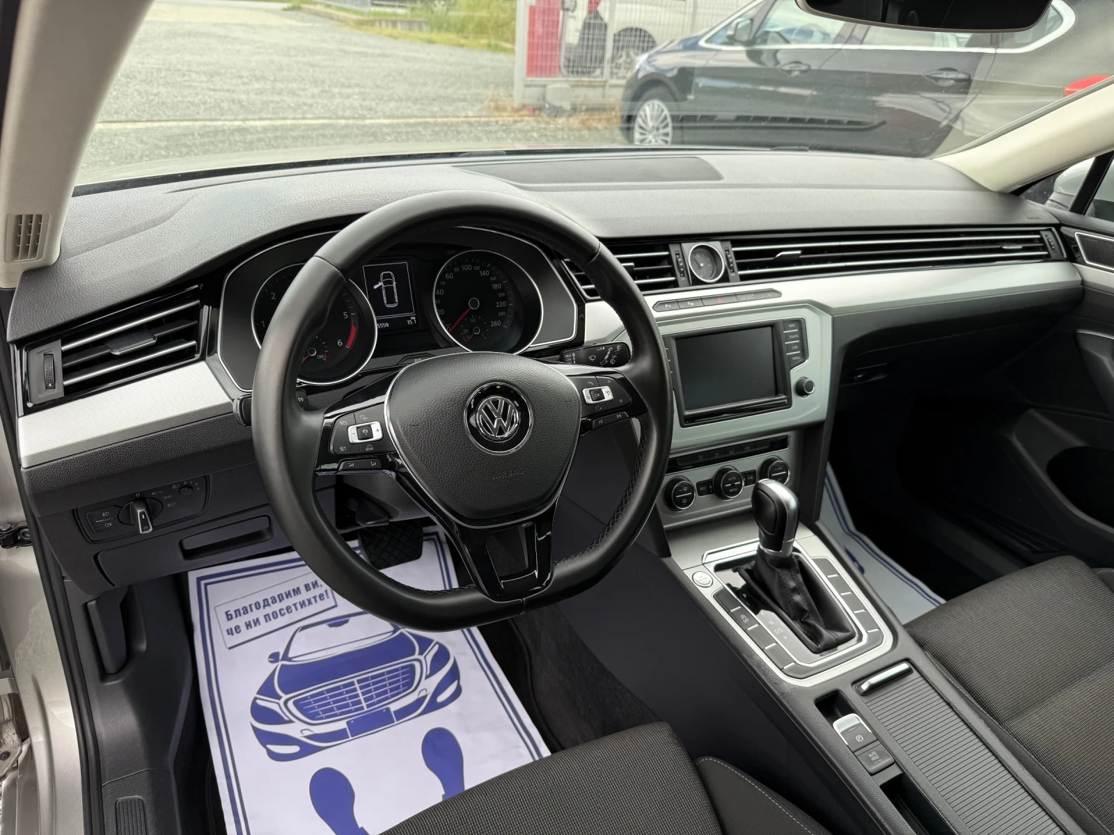 VW Passat (KATO НОВА), снимка 12 - Автомобили и джипове - 54219045