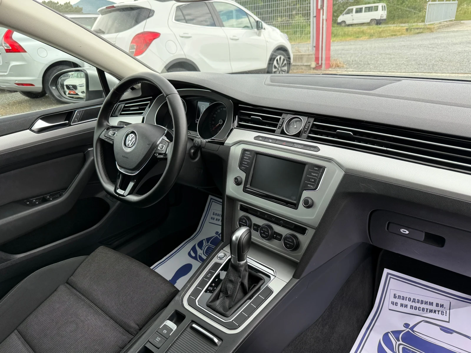 VW Passat (KATO НОВА), снимка 15 - Автомобили и джипове - 54219045