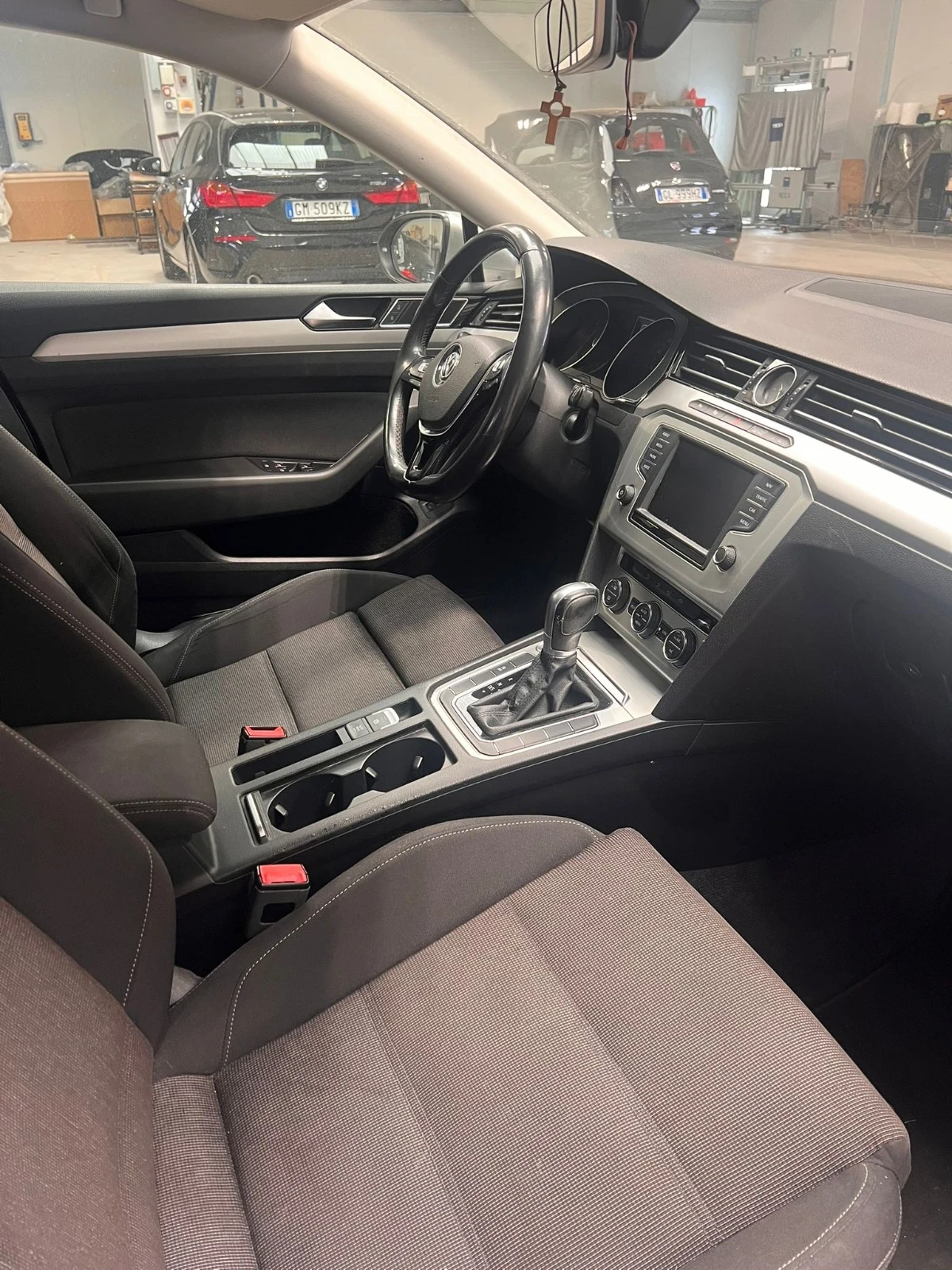 VW Passat (KATO НОВА), снимка 7 - Автомобили и джипове - 54219045