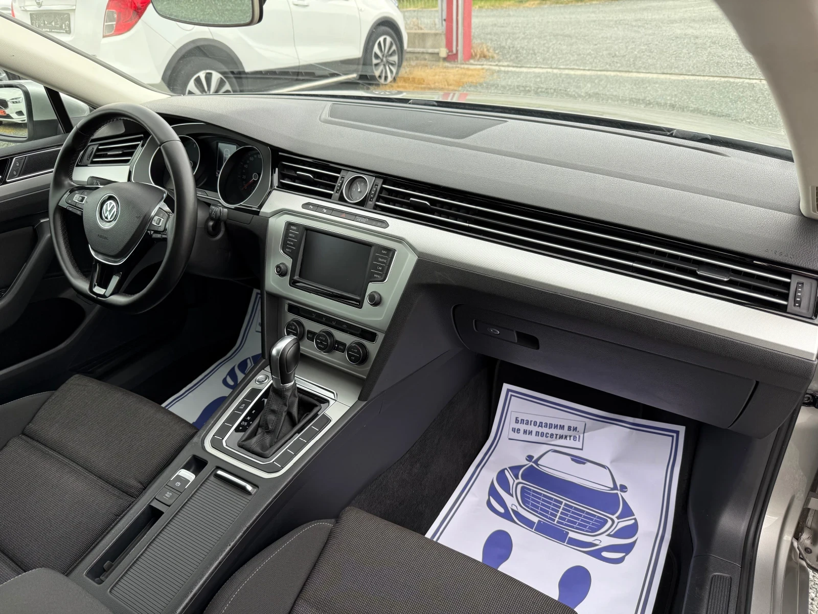 VW Passat (KATO НОВА), снимка 14 - Автомобили и джипове - 54219045