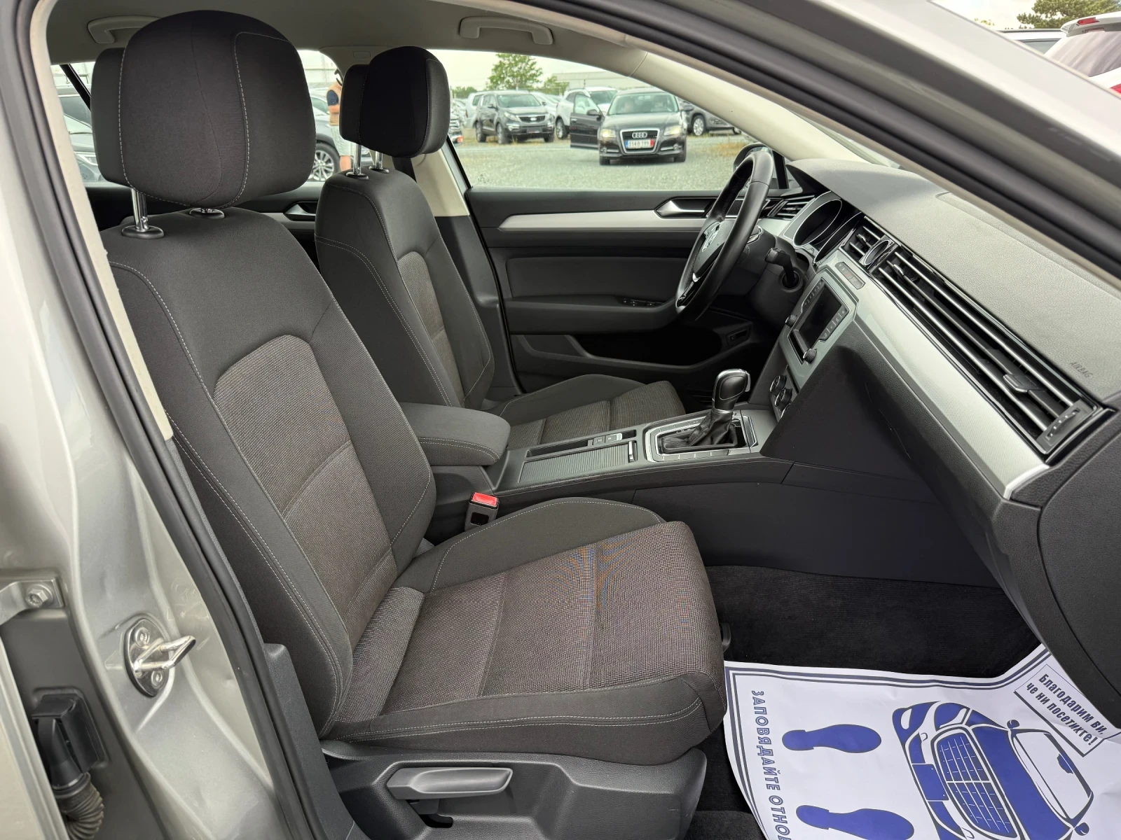 VW Passat (KATO НОВА), снимка 13 - Автомобили и джипове - 54219045