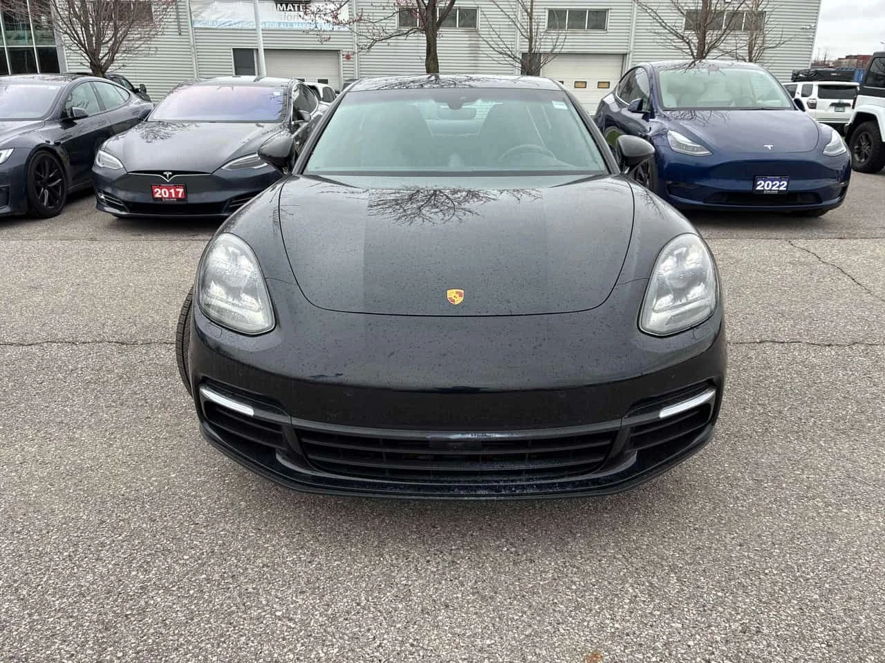 Porsche Panamera 4 10 Years Edition E Hybrid/360/BOSE/MATRIX, снимка 6 - Автомобили и джипове - 54365104