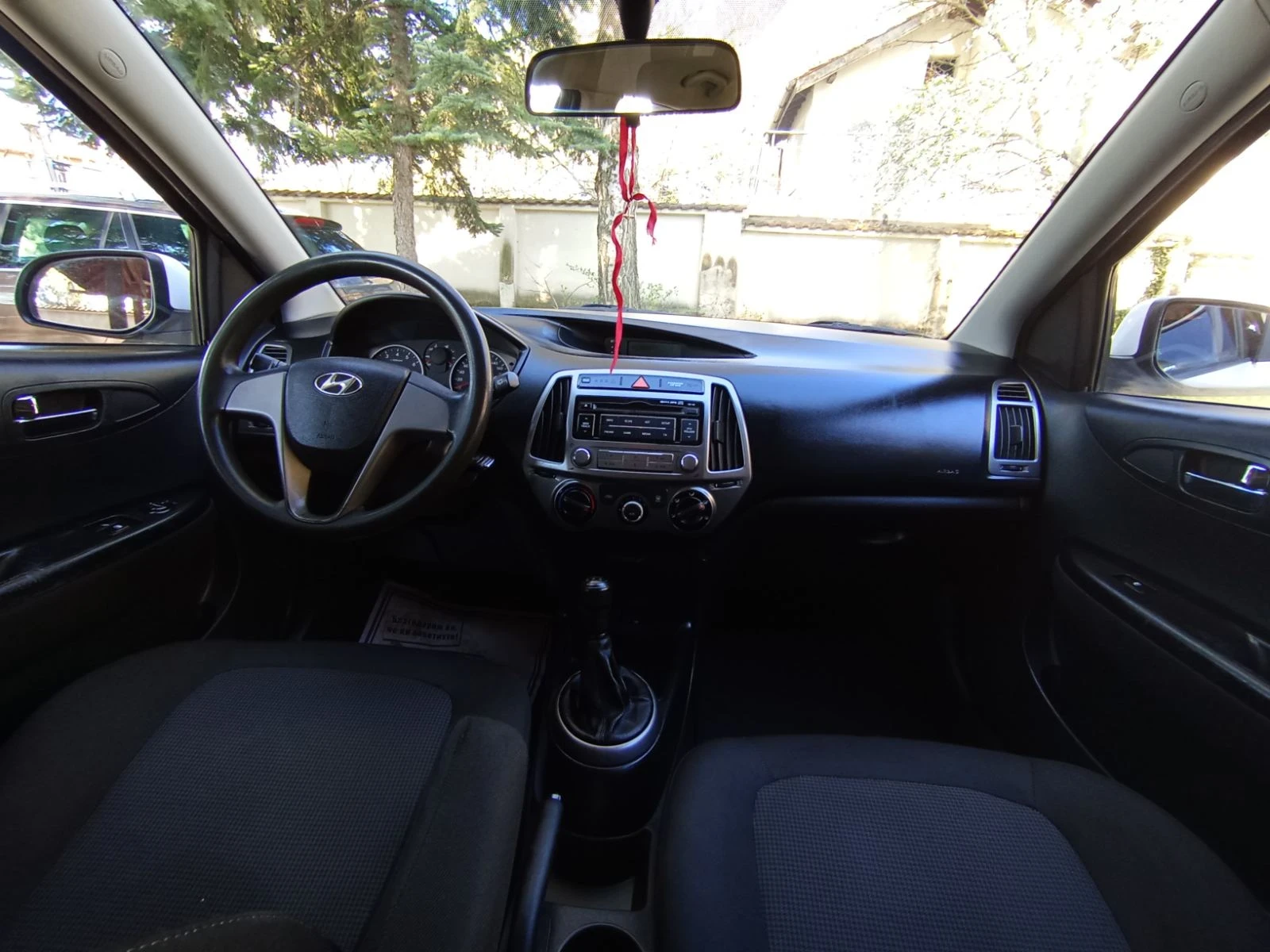 Hyundai I20, снимка 9 - Автомобили и джипове - 54379559