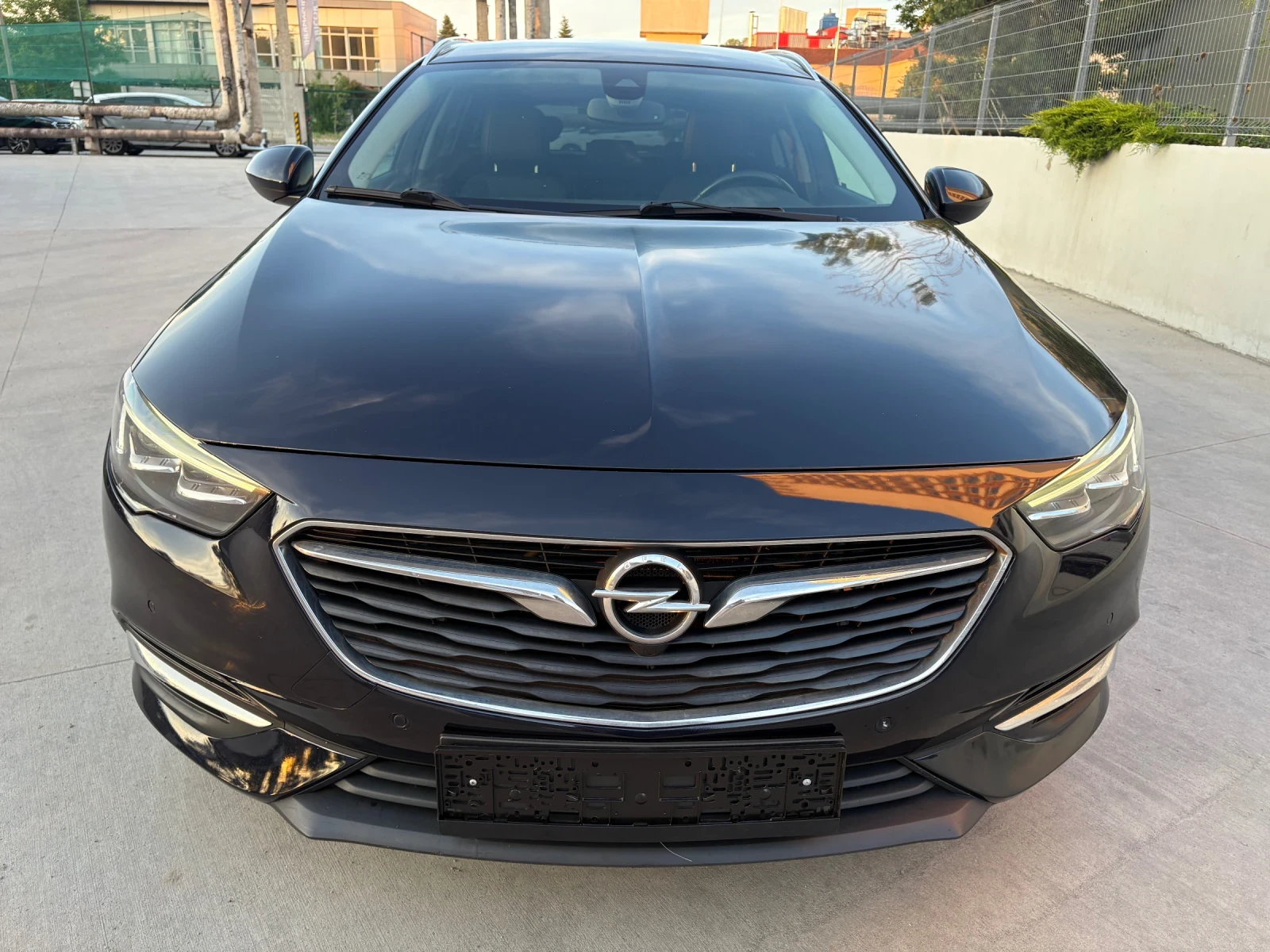 Opel Insignia 2.0 CDTI 170kc Automatic Euro 6, снимка 12 - Автомобили и джипове - 54993252