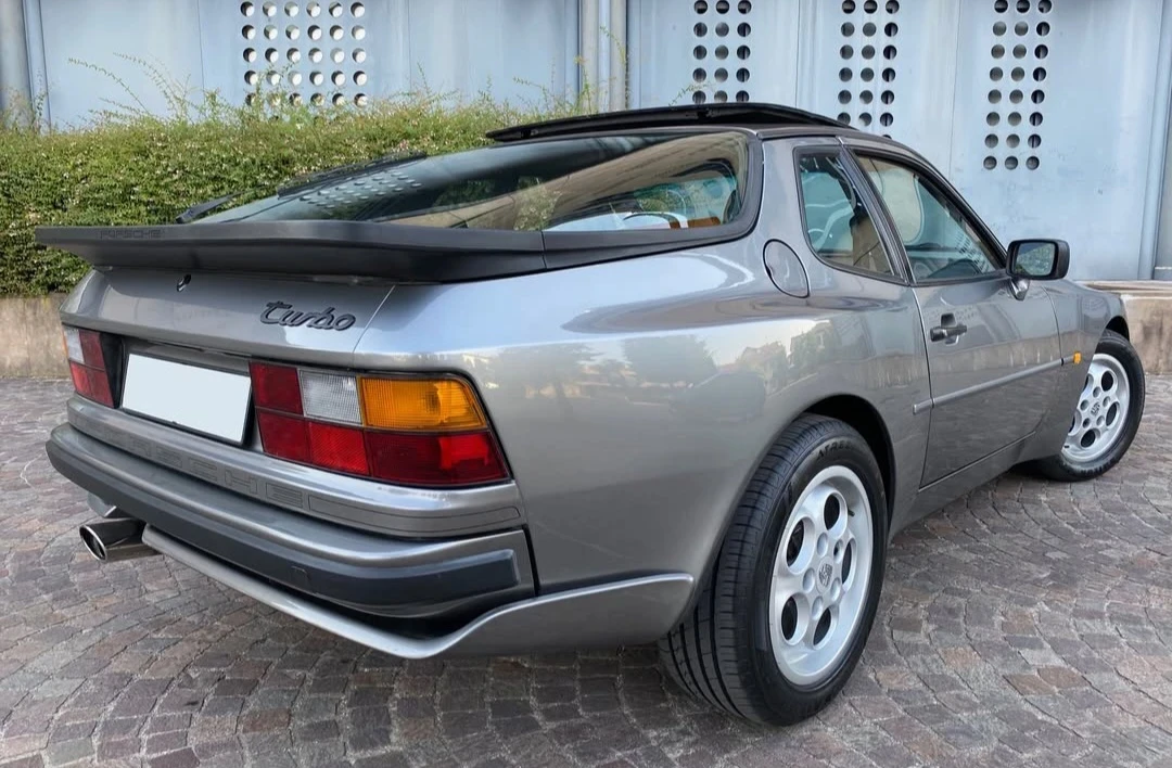 Porsche 944 Turbo s, снимка 5 - Автомобили и джипове - 55233855