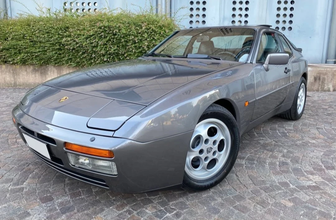 Porsche 944 Turbo s, снимка 2 - Автомобили и джипове - 55233855