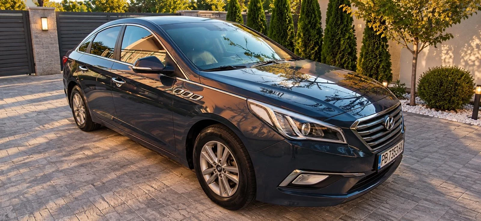 Hyundai Sonata, снимка 12 - Автомобили и джипове - 56230506